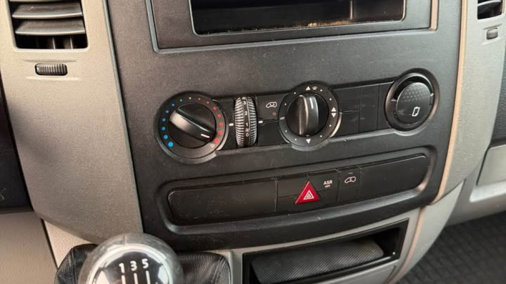 006 VW Crafter.jpg